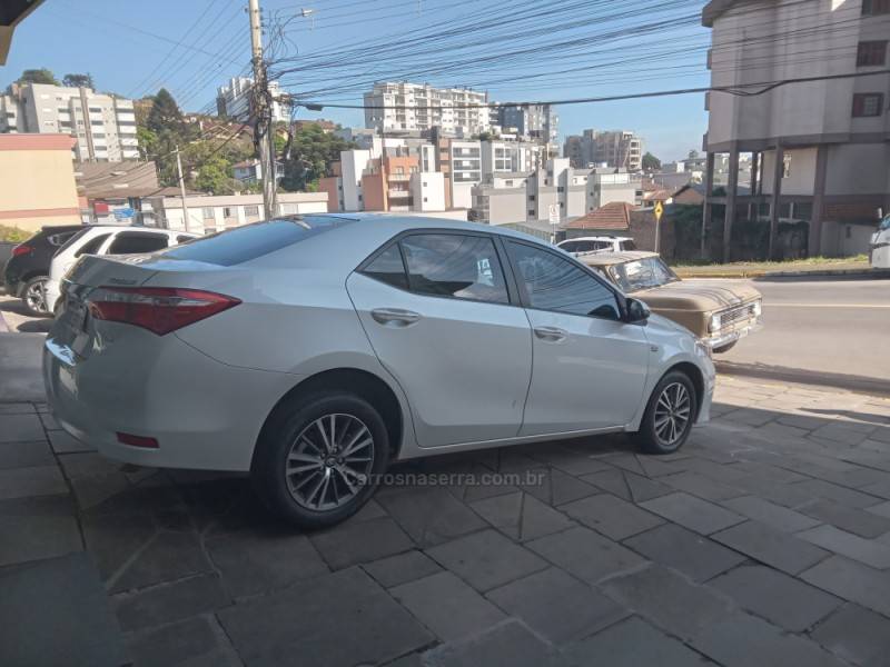 TOYOTA - COROLLA - 2014/2015 - Branca - Sob Consulta