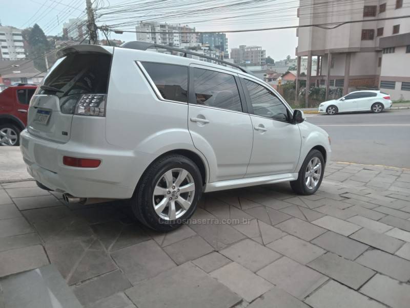 MITSUBISHI - OUTLANDER - 2013/2013 - Branca - Sob Consulta