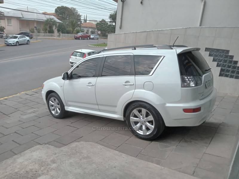 MITSUBISHI - OUTLANDER - 2013/2013 - Branca - Sob Consulta