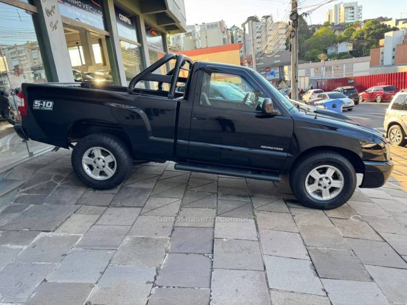 CHEVROLET - S10 - 2010/2010 - Preta - R$ 67.900,00