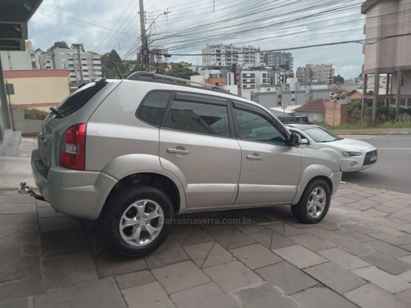 HYUNDAI - TUCSON - 2012/2013 - Dourada - Sob Consulta