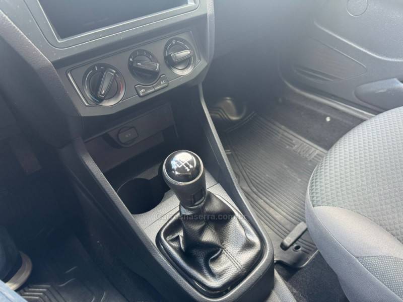 VOLKSWAGEN - SAVEIRO - 2021/2021 - Branca - R$ 63.900,00