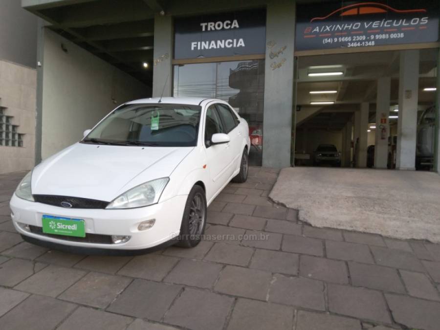 FORD - FOCUS - 2003/2003 - Branca - Sob Consulta