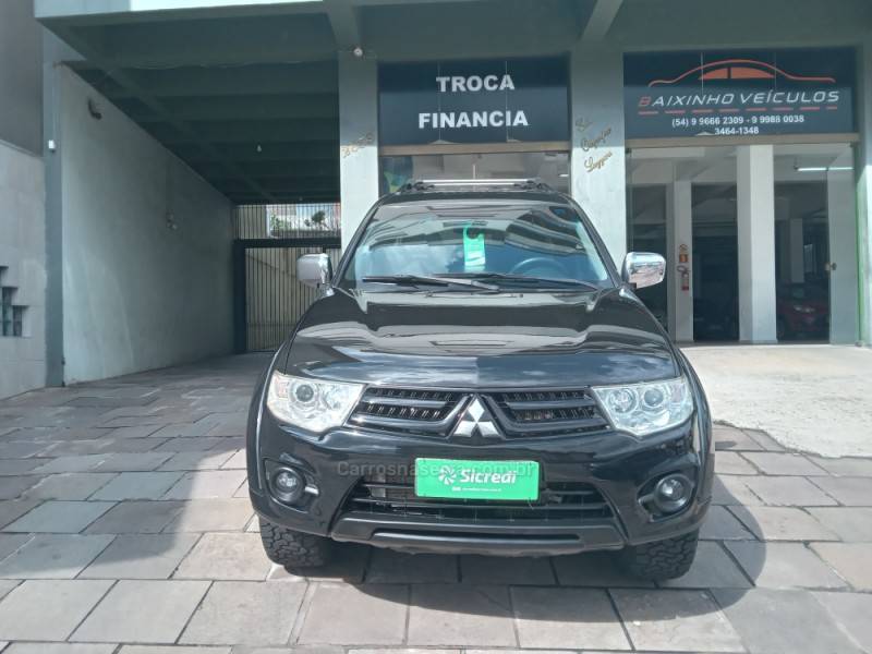 MITSUBISHI - PAJERO DAKAR - 2013/2014 - Preta - Sob Consulta