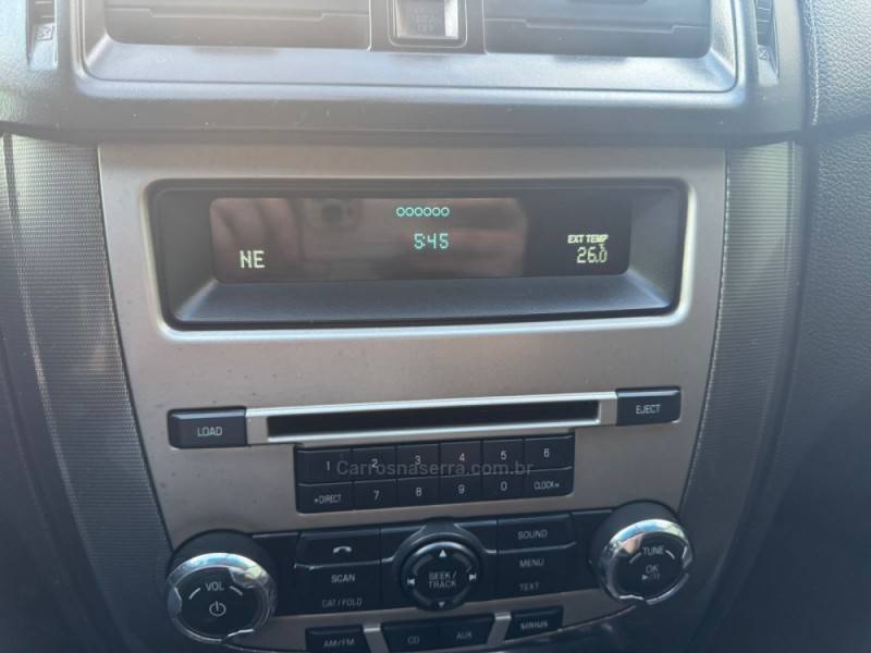 FORD - FUSION - 2010/2010 - Prata - R$ 47.900,00