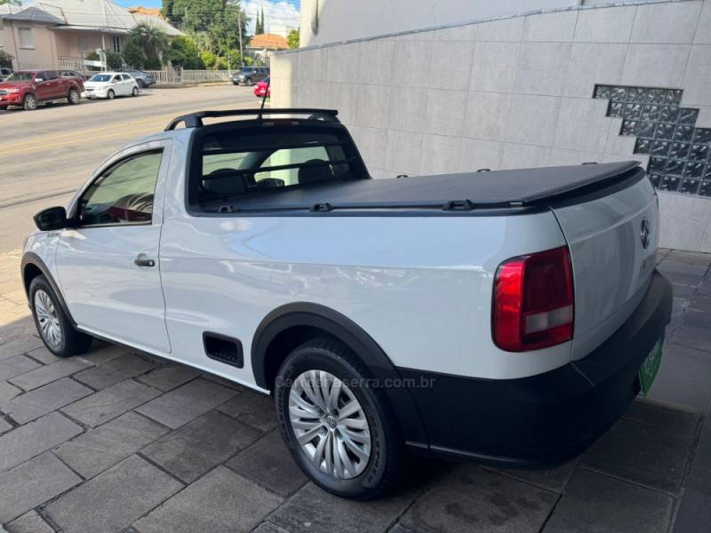 VOLKSWAGEN - SAVEIRO - 2021/2021 - Branca - R$ 63.900,00