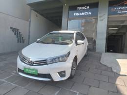 TOYOTA - COROLLA - 2014/2015 - Branca - Sob Consulta