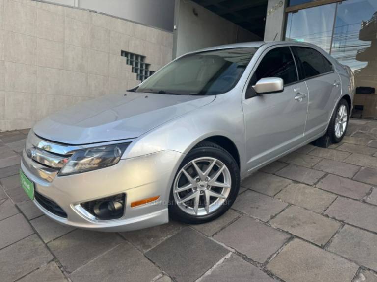 FORD - FUSION - 2010/2010 - Prata - R$ 47.900,00