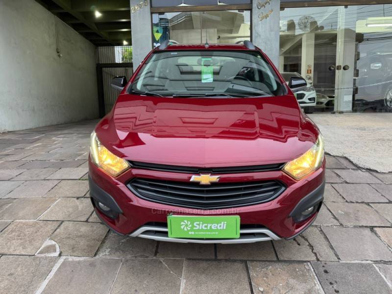 CHEVROLET - ONIX - 2016/2017 - Vinho - Sob Consulta