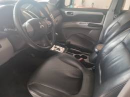 MITSUBISHI - PAJERO DAKAR - 2013/2014 - Preta - Sob Consulta