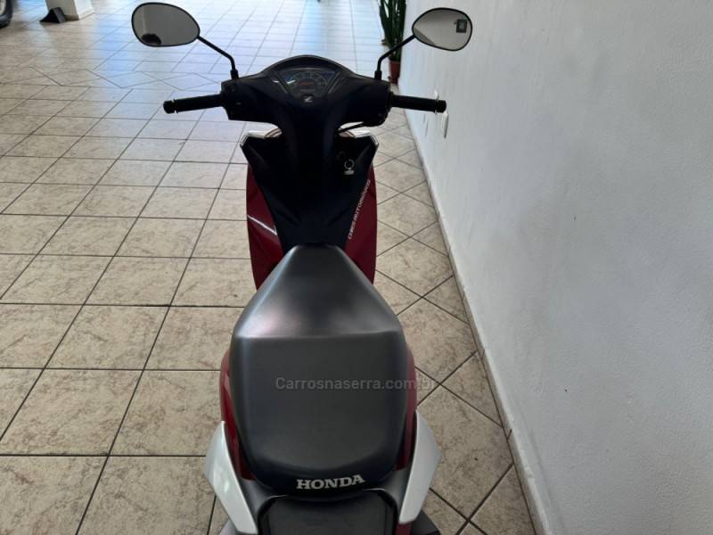 HONDA - BIZ 110I - 2022/2022 - Vermelha - Sob Consulta