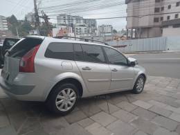 RENAULT - MÉGANE - 2011/2012 - Prata - R$ 36.900,00