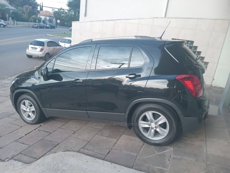 CHEVROLET - TRACKER - 2017/2017 - Preta - Sob Consulta