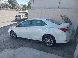 TOYOTA - COROLLA - 2015/2016 - Branca - Sob Consulta