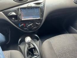 FORD - FOCUS - 2008/2008 - Prata - R$ 29.900,00