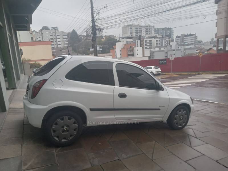 CHEVROLET - CELTA - 2010/2011 - Branca - Sob Consulta
