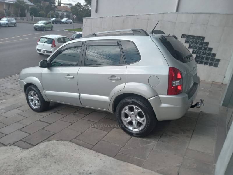 HYUNDAI - TUCSON - 2012/2013 - Bege - Sob Consulta