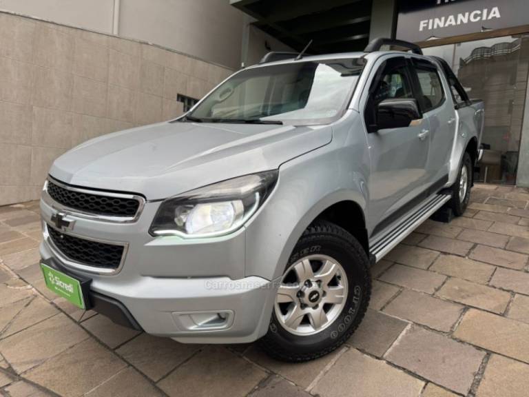 CHEVROLET - S10 - 2013/2013 - Prata - Sob Consulta