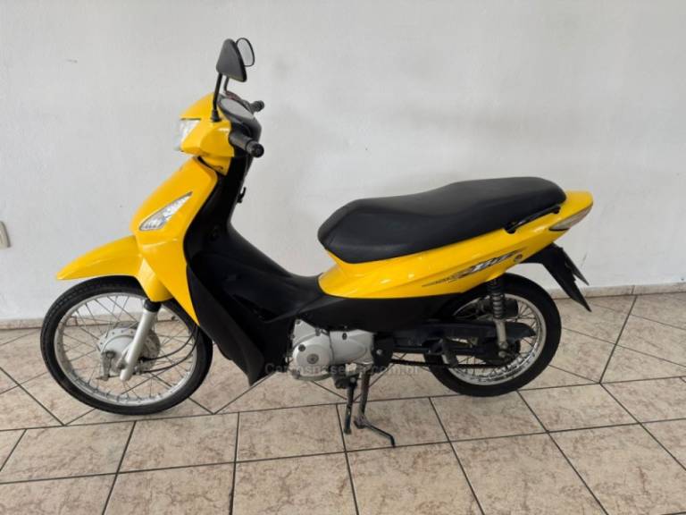 HONDA - BIZ 125 - 2009/2009 - Amarela - Sob Consulta