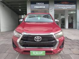 TOYOTA - HILUX - 2021/2021 - Vermelha - Sob Consulta