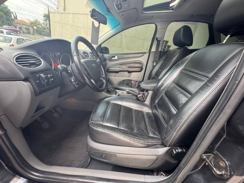 FORD - FOCUS - 2009/2009 - Preta - Sob Consulta