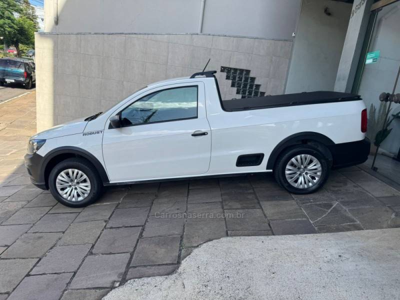 VOLKSWAGEN - SAVEIRO - 2021/2021 - Branca - R$ 63.900,00